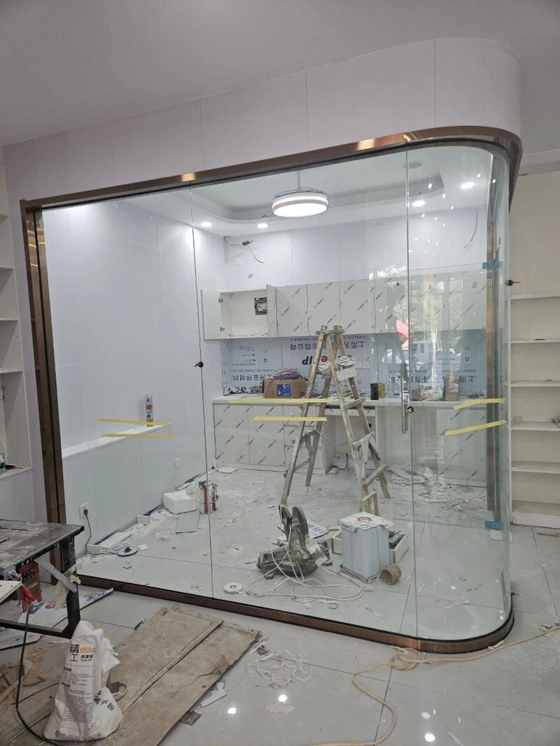 乌兰察布市热弯弧形玻璃异形展柜玻璃 - 排名
